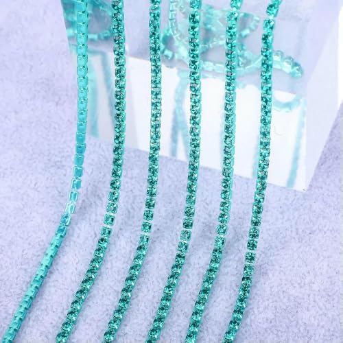 1 Yard/5 Yards Kristall-Strasssteine, Tassenkette, Gold-Diamant-Strass, dekorative Applikationen für Kleider, grüner Zirkon, SS8 (2,5 mm), 1 Yard von QOVBD