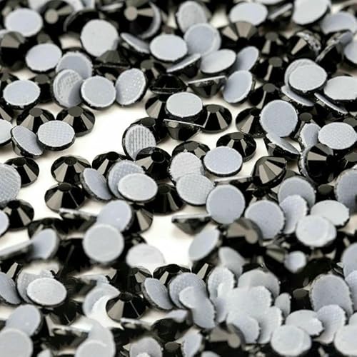 10.000 Stück Glaskristall-Hotfix-Strasssteine mit flacher Rückseite, Glitzer-Strasssteine für DIY-Stoffkleidung, 002 Jet-SS20 – 10.000 (Stück) von QOVBD