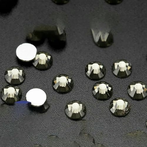 10.000 Stück Großhandels-Glas-Strasssteine ohne Hotfix, Glitzerkristall, flache Rückseite, Strass-Edelstein, Nagelkunst, Diamant-Dekoration – 003 Schwarzer Diamant – 10.000 Stück Großhandels-Glas-Strasssteine ohne Hotfix, Glitzerkristall, flache Rückseite, Strass-Edelstein, Nagelkunst, Diamant-Dekoration – 003 Schwarzer Diamant – von QOVBD