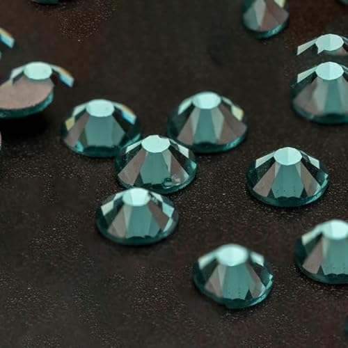 10.000 Stück Großhandels-Glas-Strasssteine ohne Hotfix, Glitzerkristall, flache Rückseite, Strass-Edelstein, Nagelkunst, Diamant-Dekoration – 026 Blauer Zirkon – SS 10.000 Stück Großhandels-Glas-Strasssteine ohne Hotfix, Glitzerkristall, flache Rückseite, Strass-Edelstein, Nagelkunst, Diamant-Dekoration – 026 Blauer Zirkon – SS von QOVBD