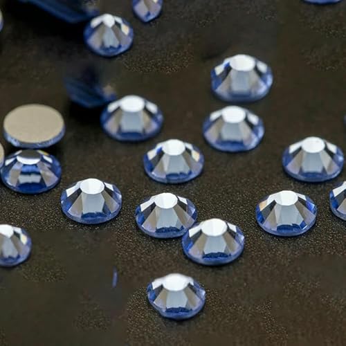 10.000 Stück Großhandels-Glas-Strasssteine ohne Hotfix, Glitzerkristall, flache Rückseite, Strass-Edelstein, Nagelkunst, Diamant-Dekoration – 028 Hellsaphir – SS8 – 10.000 Stück Großhandels-Glas-Strasssteine ohne Hotfix, Glitzerkristall, flache Rückseite, Strass-Edelstein, Nagelkunst, Diamant-Dekoration – 028 Hellsaphir – SS8 – von QOVBD