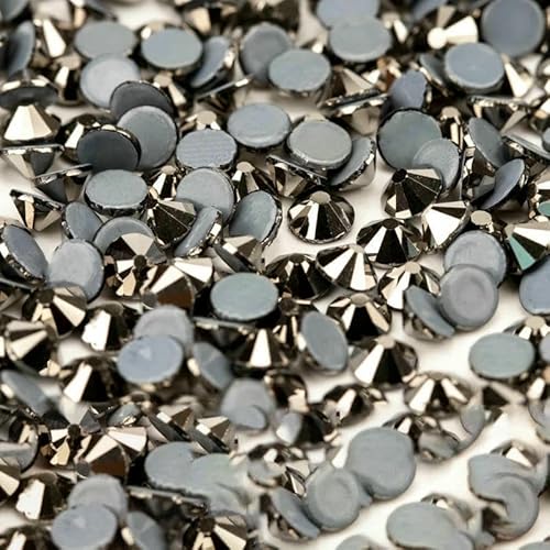 10.000 Stück Großhandels-Glaskristall-Hotfix-Strasssteine mit flacher Rückseite, Glitzer-Strasssteine für DIY-Stoffkleidung, 065 Hämatit, SS10 – 10.000 (Stück) von QOVBD