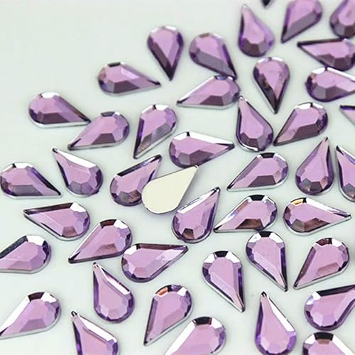100 Stück 6 x 10 mm, gemischte Farben, Tropfen-Strasssteine, flache Rückseite, Acryl-Edelsteine, Kristallsteine, nicht nähebare Perlen für DIY-Kleidung, Hellviolett von QOVBD