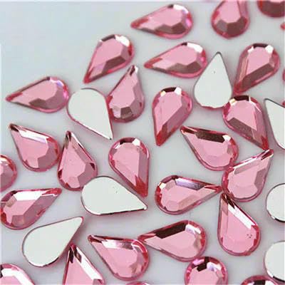 100 Stück 6 x 10 mm, gemischte Farben, Tropfen-Strasssteine, flache Rückseite, Acryl-Edelsteine, Kristallsteine, nicht nähebare Perlen für DIY-Kleidung, Rosa von QOVBD