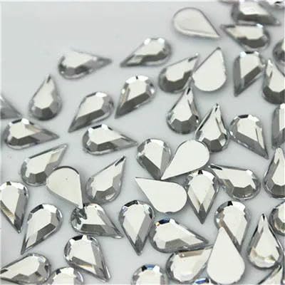 100 Stück 6 x 10 mm, gemischte Farben, Tropfen-Strasssteine, flache Rückseite, Acryl-Edelsteine, Kristallsteine, nicht nähebare Perlen für DIY-Kleidung, Weiß von QOVBD