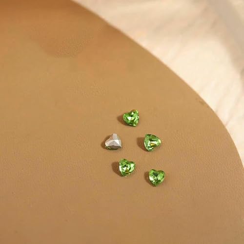 30/100 Stück Herz-Strasssteine mit spitzer Unterseite für Nagelkunst, Flash-Glaskristallsteine, 3D-Maniküre, DIY-Dekorationszubehör, Grün, 4,0 mm, Herz mit spitzer Rückseite, 30 Stück 30/100 Stück Herz-Strasssteine mit spitzer Unterseite für Nagelkunst, Flash-Glaskristallsteine, 3D-Maniküre, DIY-Dekorationszubehör, Grün, 4,0 mm, Herz mit spitzer Rückseite, 30 Stück von QOVBD
