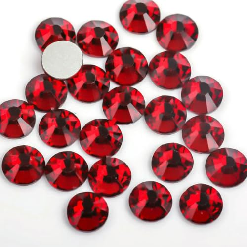 3D-Nagelkunst-Strasssteine SS3 SS4 SS5 SS6 SS8 SS10 SS12 SS16 SS20 SS30 SS34, Kristall, nicht HotFix, Nagelkunst-Dekorationen – Dunkel Siam – SS12 – 1440 Stück von QOVBD