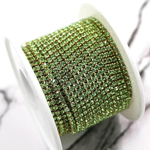 Bekleidungszubehör 10 Yards/Rolle Glaskristall-Strasssteine, goldene Klauenbecherkette, Strassbesatz, DIY-Kleidung/Taschen/Hochzeitskleid, Hellgrün, SS4, 1 Rolle von QOVBD