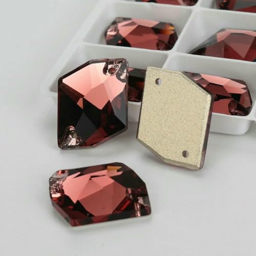 Cosmic Glass Crystal AB Moonlight Nähsteine, flache Rückseite, zum Aufnähen von Strasssteinen für Kleidungsstücke, Taschen, T515 Burgunderrot, 24 Stück, 13,0 mm, 17 mm von QOVBD