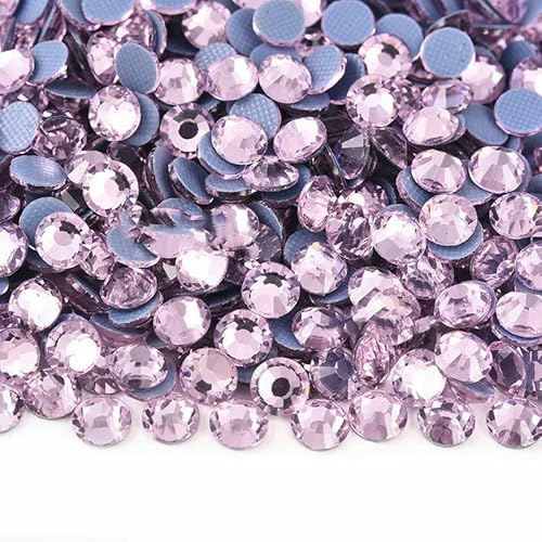Crystal Rose B Hotfix-Glitzerglas-Flatback-Strasssteine für Taschen, Schuhe, Kleidungsstücke, Telefon, DIY-Nagelkunst, Hellrosa, 5 mm SS20, 1440 Stück von QOVBD