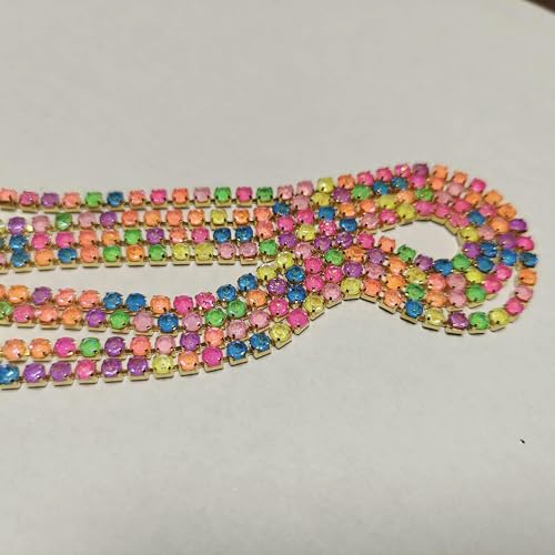 Glitzernde Mokka-Neon-Glas-Strasssteine, Kristall-Bohrkette, Strasssteine, goldene Basis, spärliche Krallen-Strasssteine, Cup-Kette für DIY, gemischte Farben, SS12, 3,0 mm, 2 Meter Glitzernde Mokka-Neon-Glas-Strasssteine, Kristall-Bohrkette, Strasssteine, goldene Basis, spärliche Krallen-Strasssteine, Cup-Kette für DIY, gemischte Farben, SS12, 3,0 mm, 2 Meter von QOVBD
