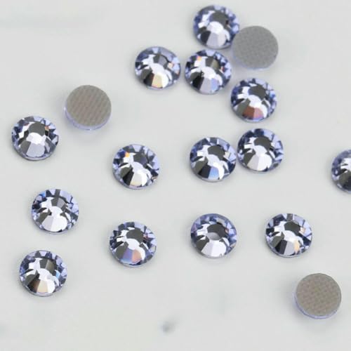 Lilafarbene Flatback-Hotfix-Strasssteine für Schuhe, Taschen, Stoff, Kleidungsdekoration, DIY-Schmuckzubehör, 154ProvenceLavendel, 4,0 mm SS16, 1440 Stück von QOVBD