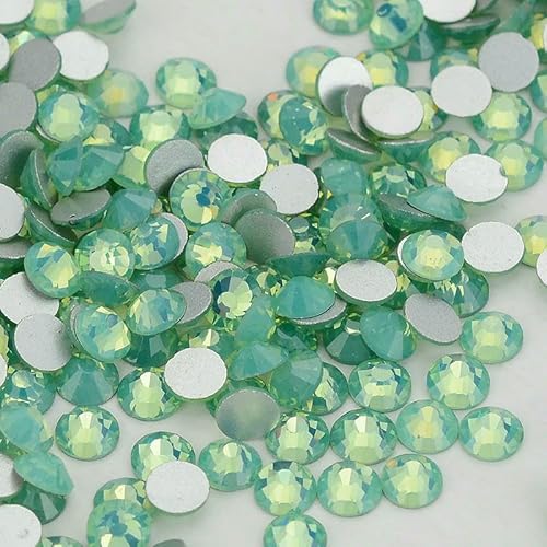 SS3-SS34 Weißer Opal, flache Rückseite, Glas-Strasssteine zum Aufkleben, nicht HotFix-Kristallsteine für Nagelkunst, Kleidung, Stoffdekor, Grüner Opal, SS8, 1440 Stück von QOVBD