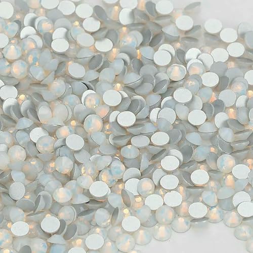 SS3-SS34 Weißer Opal, flache Rückseite, Glas-Strasssteine zum Aufkleben, nicht HotFix-Kristallsteine für Nagelkunst, Kleidung, Stoffdekor, Weißer Opal, SS8, 1440 Stück von QOVBD