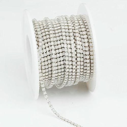 SS6-SS12 Ausgefallene Strasskette, Bekleidung, bunte Kralle mit dichtem Glas-Strass-Becherkettenbesatz für DIY-Zubehör, Splitterweißer Opal, SS8 (2,5 mm), 9,1 m von QOVBD