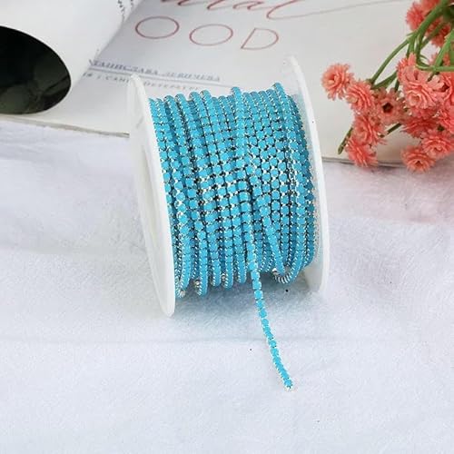 mm Strass-Kettenkette, Splitter/Goldboden, zum Aufnähen, Strass-Kettenbesatz, dekorative Applikation, Acryl-Kristallbesatz, Splitter-Pfauenblau, SS6 (2 mm), 9,1 m von QOVBD