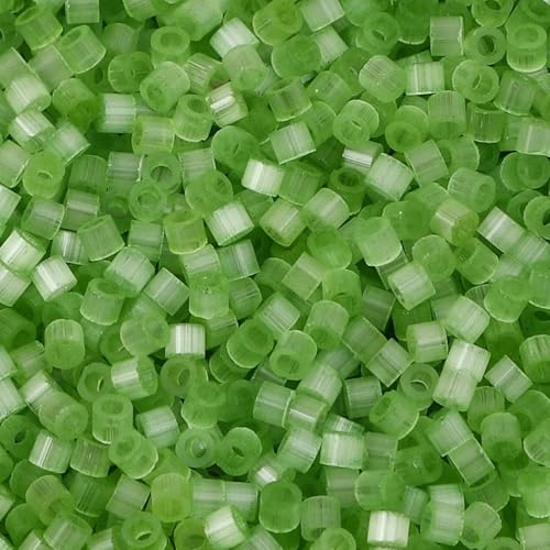 10 Gramm Glasperlen, mehrfarbig, zylinderförmig, Katzenaugen-Imitation, lose Abstandsperlen, DIY-Halskettenschmuck, ca. 2,5 mm Durchmesser, Grasgrün von QPFNEI