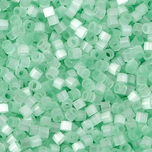 10 Gramm Glasperlen, mehrfarbig, zylinderförmig, Katzenaugen-Imitation, lose Abstandsperlen, DIY-Halskettenschmuck, ca. 2,5 mm Durchmesser, Hellgrün von QPFNEI
