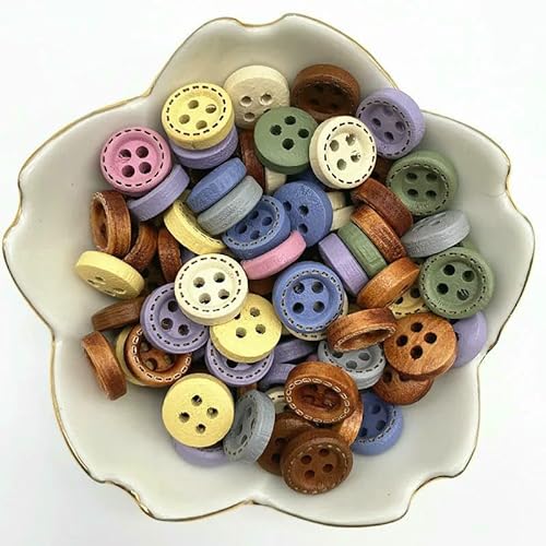 50 Stück 10 mm 4 Löcher Mini-Farbknöpfe für Kinder, Holzknöpfe, Kleidung, Hochzeitsdekoration, Nähzubehör-55 von QPFNEI