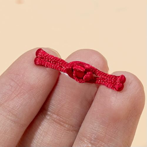 Mini 25 mm 2,5 cm Puppenhaustierkleidung Bandform Stoffknöpfe China Cheongsam Anzug Handgefertigte Cheongsam Miniknöpfe Knoten-Dunkelrot-50 Stück Mini 25 mm 2,5 cm Puppenhaustierkleidung Bandform Stoffknöpfe China Cheongsam Anzug Handgefertigte Cheongsam Miniknöpfe Knoten-Dunkelrot-50 Stück von QPFNEI