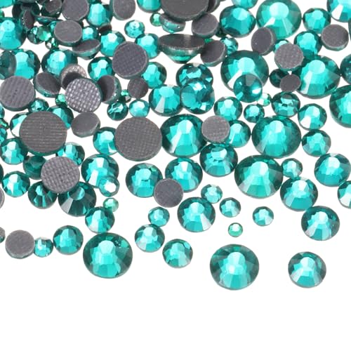 QUARKZMAN 1450 Stk Hotfix Strasssteine Flachrücken Kristallglas-Edelsteine mit klarem Beutel Nagelkunst-Set für Bastelarbeiten Kleidung DIY-Dekoration 5 Größen (SS6-SS30 Set, Grün) von QUARKZMAN
