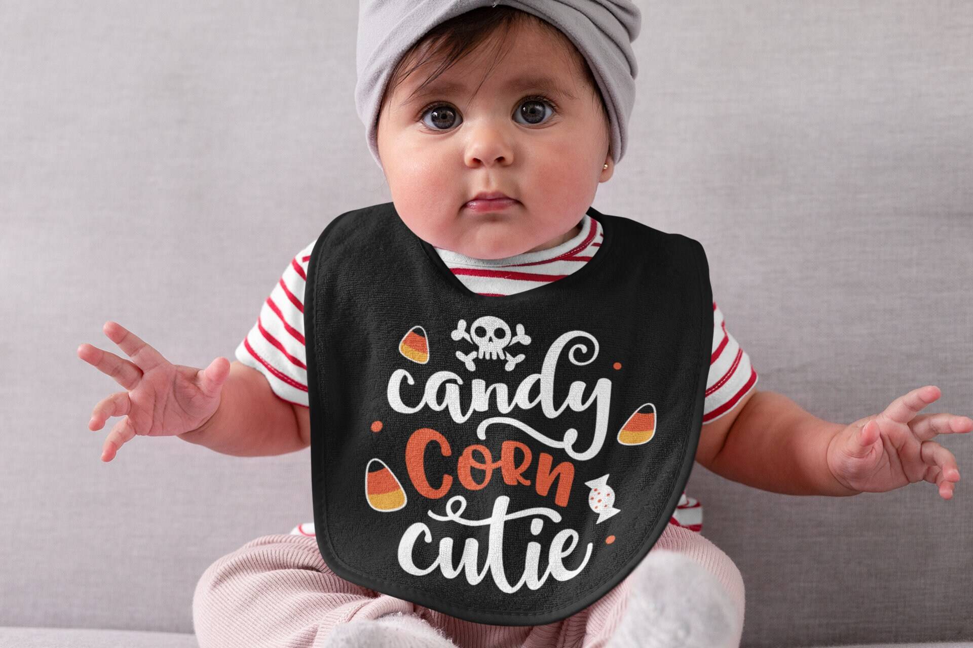 Candy Corn Dribble Bib, Halloween, Baby Shower, New Mom Geschenk von QueenOfHalloweenShop