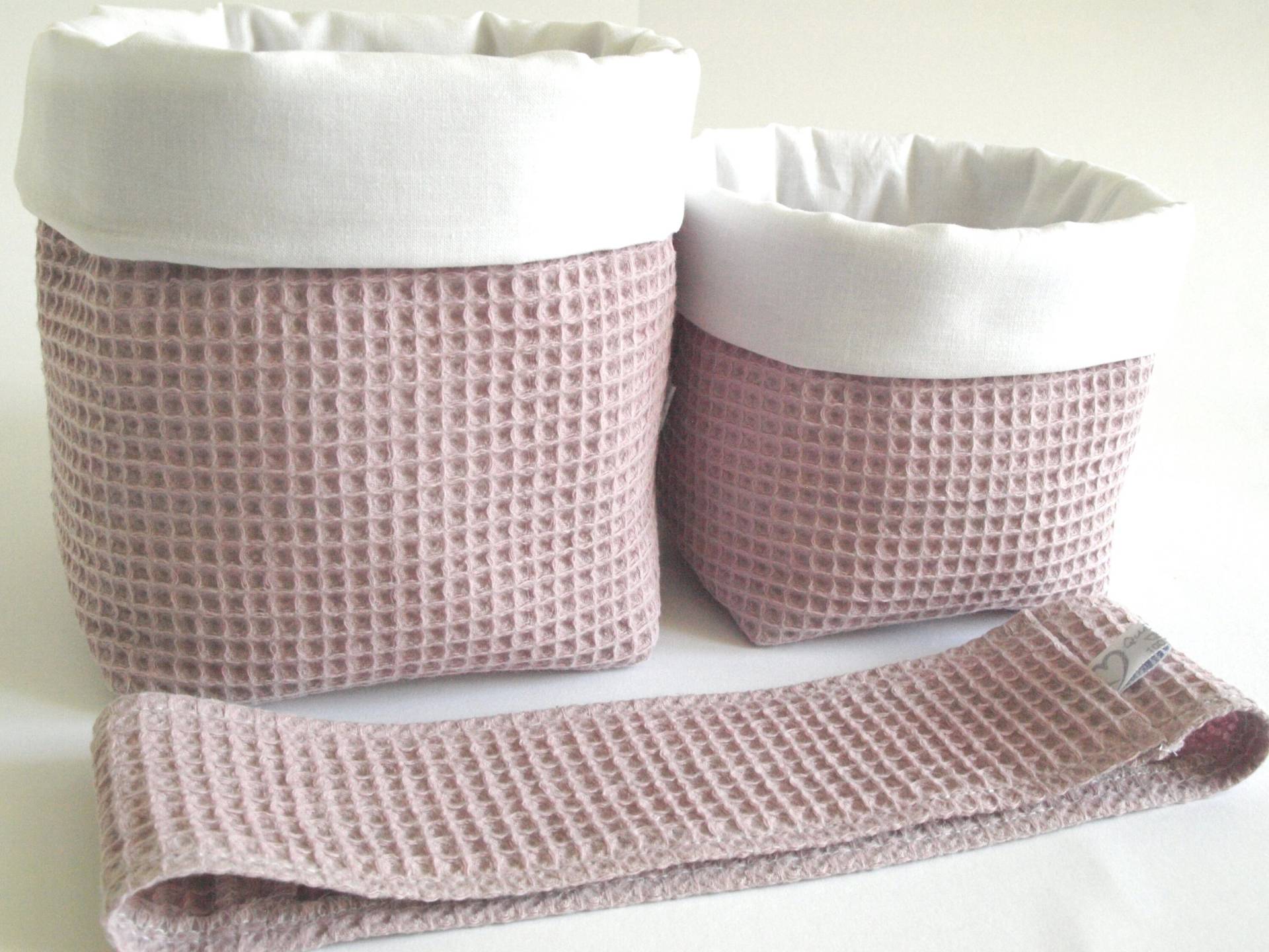 Ab 11, 95 Euro, Utensilos Als Set Oder Einzeln, & Feuchttücherbox Bezug, Waffelpique Altrosa, Stoffkorb, Stoffkörbe, Utensilo, Rosa Ab 11, 95 Euro, Utensilos Als Set Oder Einzeln, & Feuchttücherbox Bezug, Waffelpique Altrosa, Stoffkorb, Stoffkörbe, Utensilo, Rosa von QuiltCottageLove
