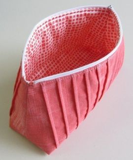 Falten-Kosmetiktasche Falten-Kosmetiktasche von Quiltitout