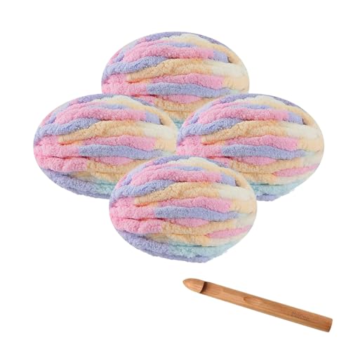 RETSAMV Häkelset 4×250g Häkelwolle mit großer Häkelnadel, 27m extra dickes Häkelgarn Strickgarn, flauschiges DIY-Garn für Schals Mützen Decken Haustiernester (Marshmallow) von RETSAMV