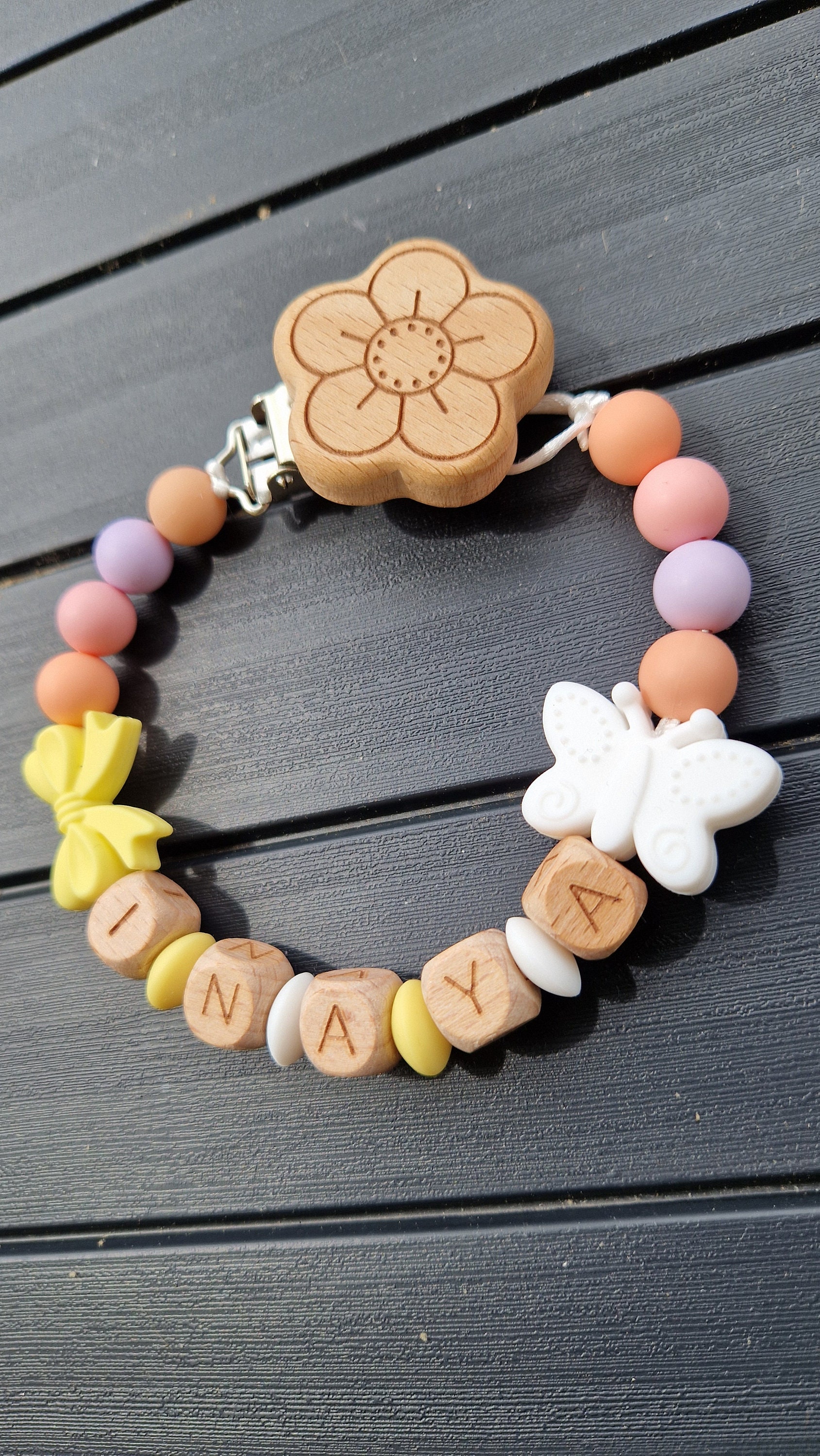 Personalisierte Schnullerkette| Aus Silikon Und Holz|Bpa Frei|Schadstofffrei| Aus Echtem Holz |Baby Geschenk| Geburt| Werdende Eltern| Liebe Personalisierte Schnullerkette| Aus Silikon Und Holz|Bpa Frei|Schadstofffrei| Aus Echtem Holz |Baby Geschenk| Geburt| Werdende Eltern| Liebe von RGdesignn