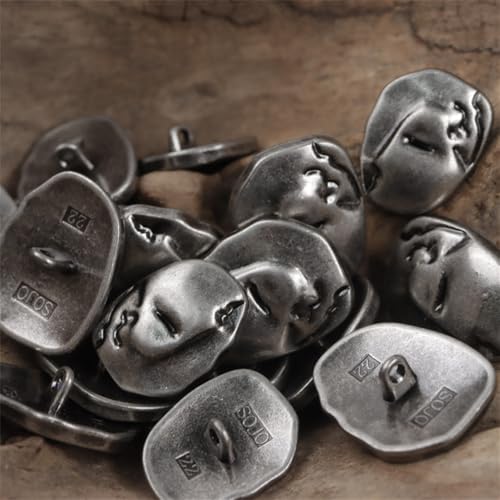 ROMDANTY 20 Stück 18/25 mm künstlerische unregelmäßige Metallknöpfe, abstrakte Kleidungsknöpfe zum Nähen, einzigartiges Design für Hemd, Kleid, Mantel ROMDANTY 20 Stück 18/25 mm künstlerische unregelmäßige Metallknöpfe, abstrakte Kleidungsknöpfe zum Nähen, einzigartiges Design für Hemd, Kleid, Mantel von ROMDANTY