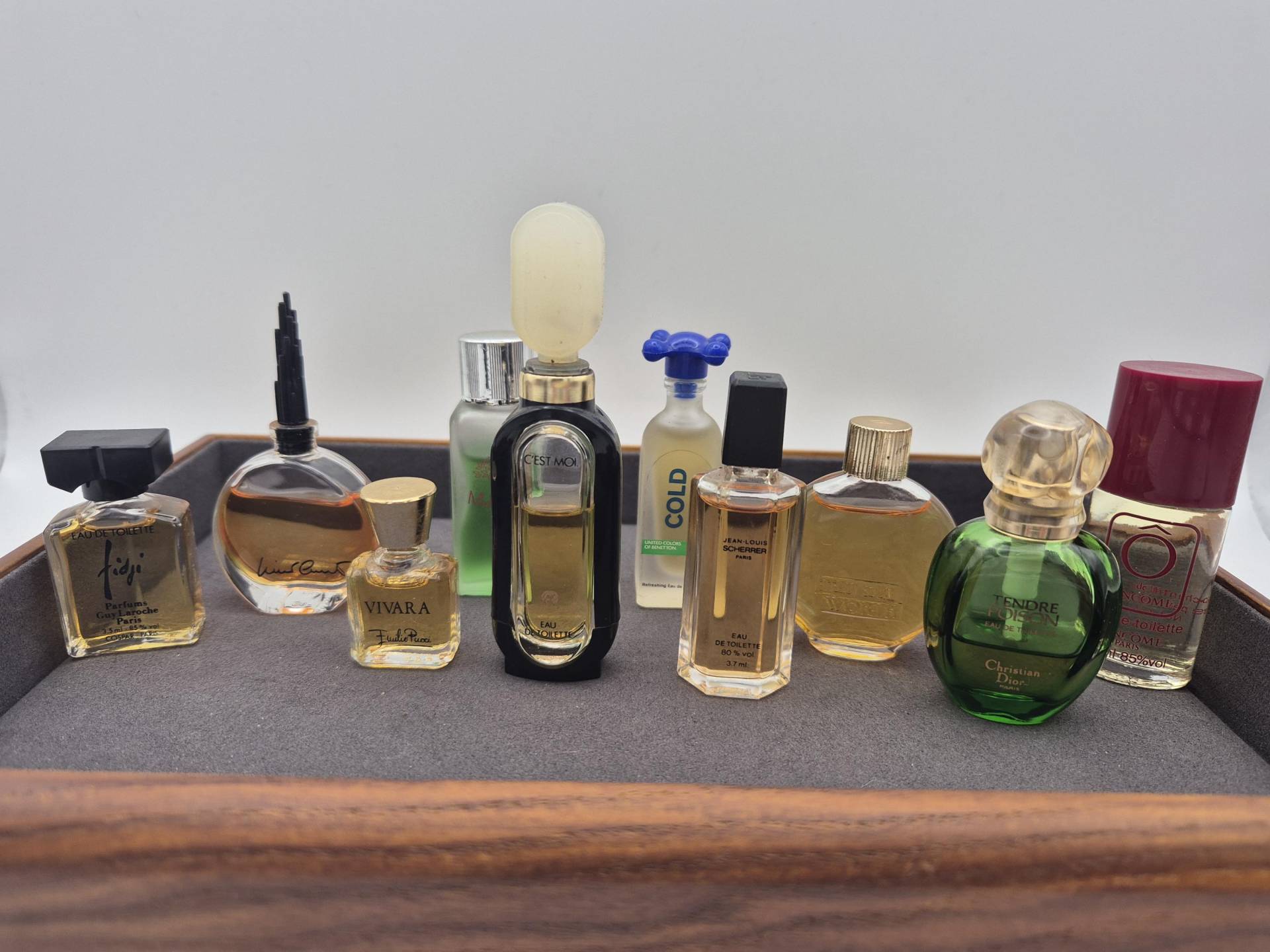 Parfum Miniatur Konvolut No.7 Parfum Miniatur Konvolut No.7 von Rareandvintageluxury