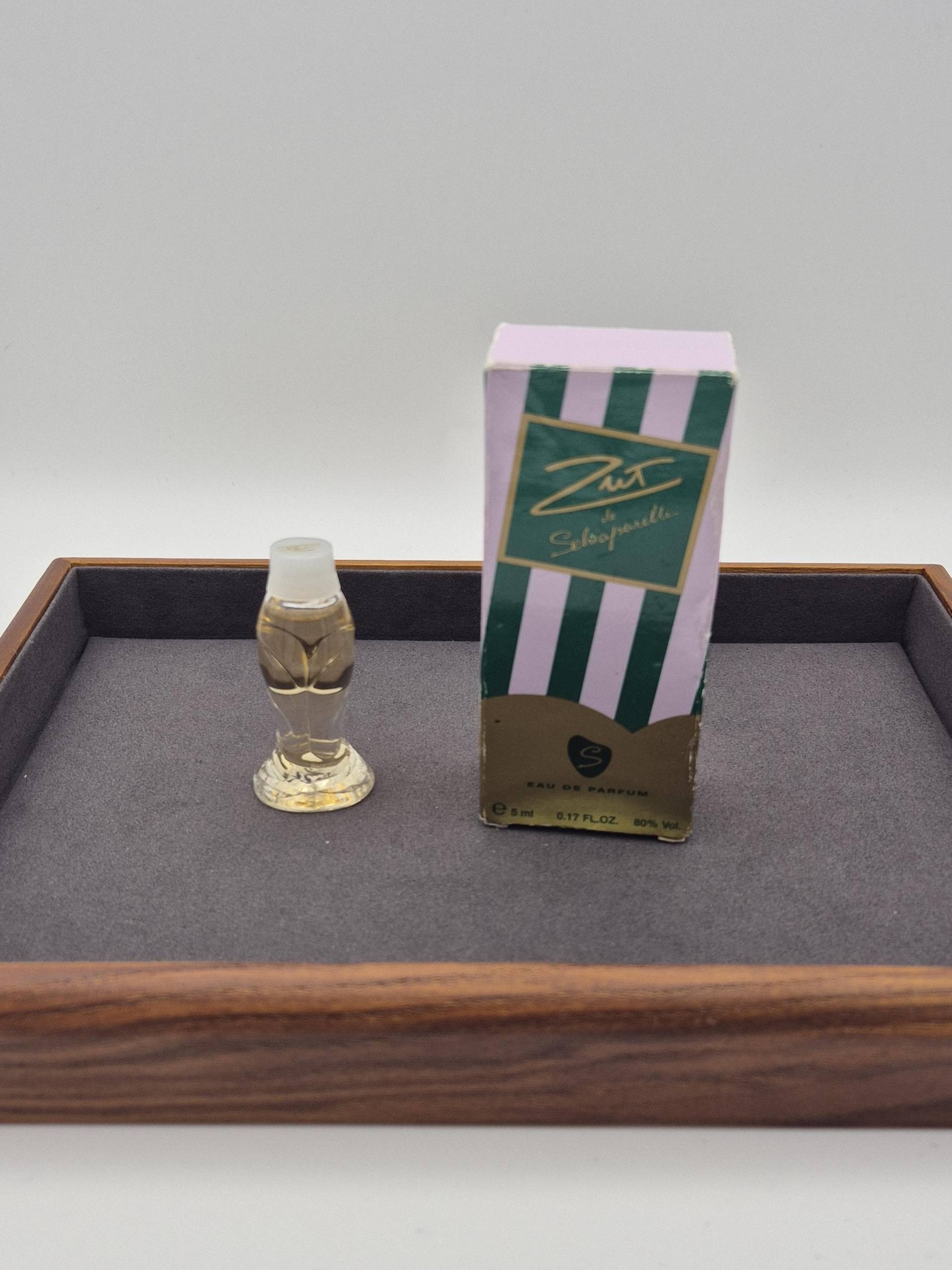 Zut De Schiaparelli Edp Parfum Miniatur 5Ml Zut De Schiaparelli Edp Parfum Miniatur 5Ml von Rareandvintageluxury