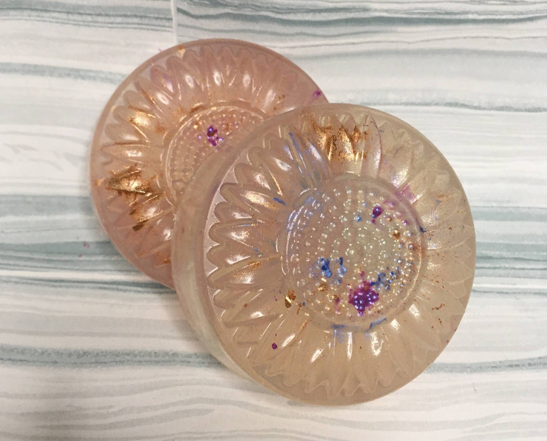 Handgemachte Seifenstücke Mit Kamille Duft, Honigseife, Seife Für Frau, Geschenk, Frauen, Geschenk Sie, Gesichtsseife, Handseife Handgemachte Seifenstücke Mit Kamille Duft, Honigseife, Seife Für Frau, Geschenk, Frauen, Geschenk Sie, Gesichtsseife, Handseife von RavensEscape
