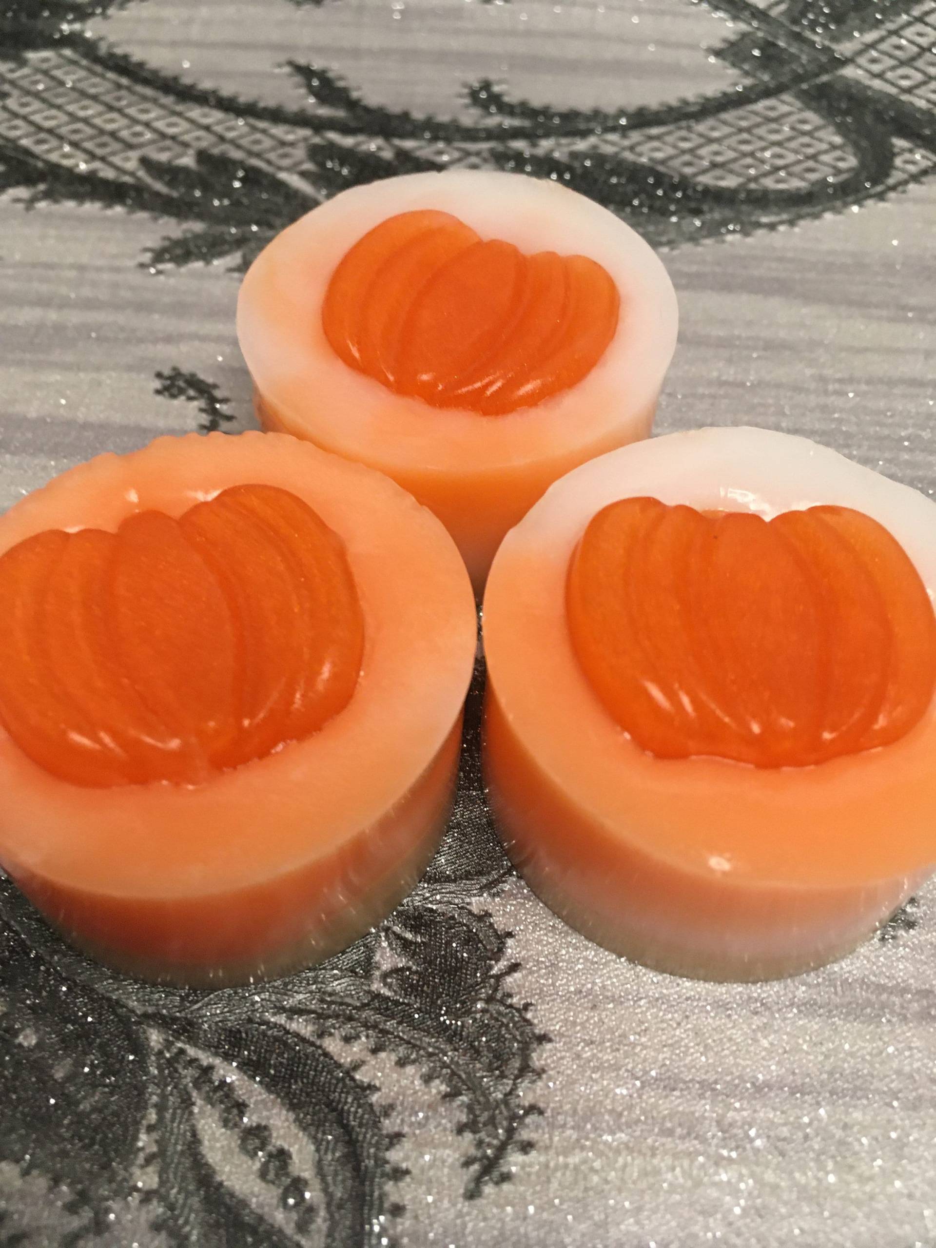 Kleine Seifenstücke, Kürbis Käsekuchen Duft, Ziegenmilchseifen, Gästeseifen, Thanksgiving Seife, Herbst Seifen, Geschenk Für Gäste, Handseifen Kleine Seifenstücke, Kürbis Käsekuchen Duft, Ziegenmilchseifen, Gästeseifen, Thanksgiving Seife, Herbst Seifen, Geschenk Für Gäste, Handseifen von RavensEscape
