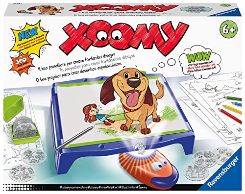 Ravensburger - Xoomi Maxi Zeichentisch A4 mit Leuchtprojektor, 300 illustrierte Motive in 72 Filmen, kreatives Spiel für Kinder und Mädchen, ab 6 Jahren Ravensburger - Xoomi Maxi Zeichentisch A4 mit Leuchtprojektor, 300 illustrierte Motive in 72 Filmen, kreatives Spiel für Kinder und Mädchen, ab 6 Jahren von Ravensburger
