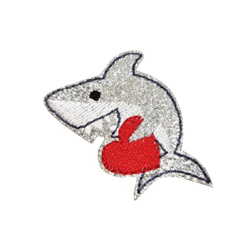 ReelFun Bestickter Flicken zum Aufbügeln, Motiv: Hai mit Herz, zum Aufbügeln von ReelFun