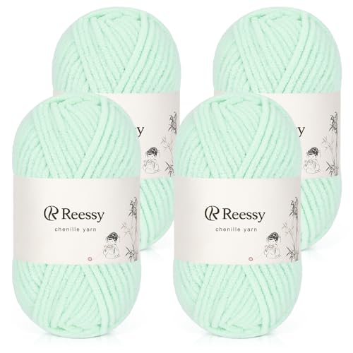 Reessy Chenille-Garn, weiches, grobes Garn zum Häkeln, 4 × 50 g dicke Wolle, flauschige Wolle, perfekt zum Häkeln von Babydecken, Pullovern, Schals, Mützen (Hellblau) von Reessy