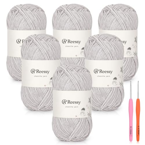 Reessy Dünnes Chenille-Garn zum Häkeln, 6 Stück, 50 g, weiches, flauschiges Chenille-Garn, Baby-Gewichte, ideales Häkelgarn für Babydecken, Plüschtiere und Wearables, insgesamt 950 m (Ash) von Reessy