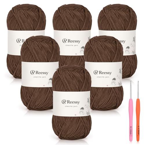 Reessy Dünnes Chenille-Garn zum Häkeln, 6 Stück à 50 g, weiches, flauschiges Chenille-Garn, Baby-Gewichte, ideales Häkelgarn für Babydecken, Plüschtiere und Wearables, insgesamt 950 m (Mokka) von Reessy
