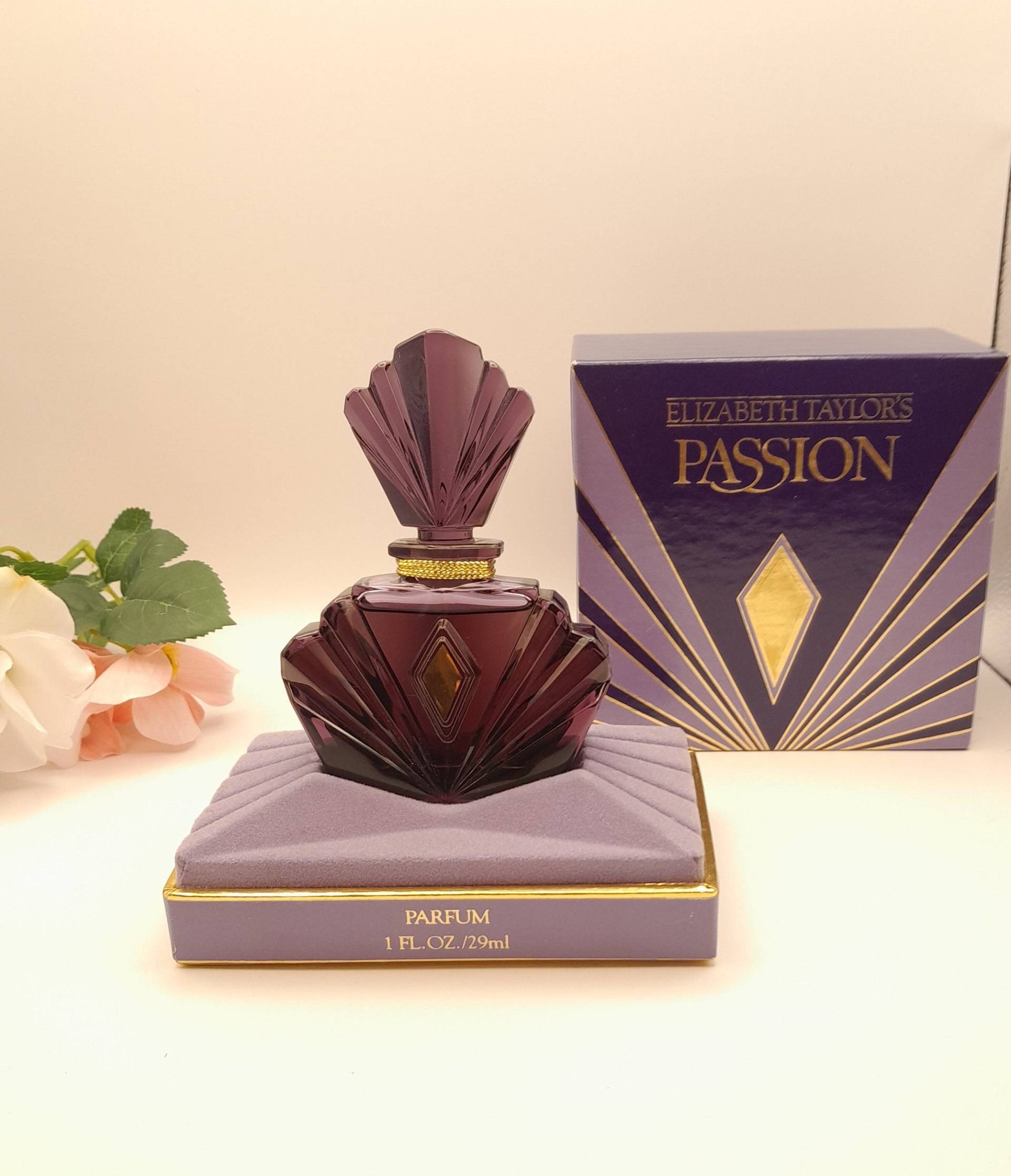 Elisabeth Taylor Passion | 1987 - 29 Ml Parfümextrakt Splash Vintage-Flasche Aus Den 1980Er Jahren Damenparfüm Elisabeth Taylor Passion | 1987 - 29 Ml Parfümextrakt Splash Vintage-Flasche Aus Den 1980Er Jahren Damenparfüm von ReginasPerfume