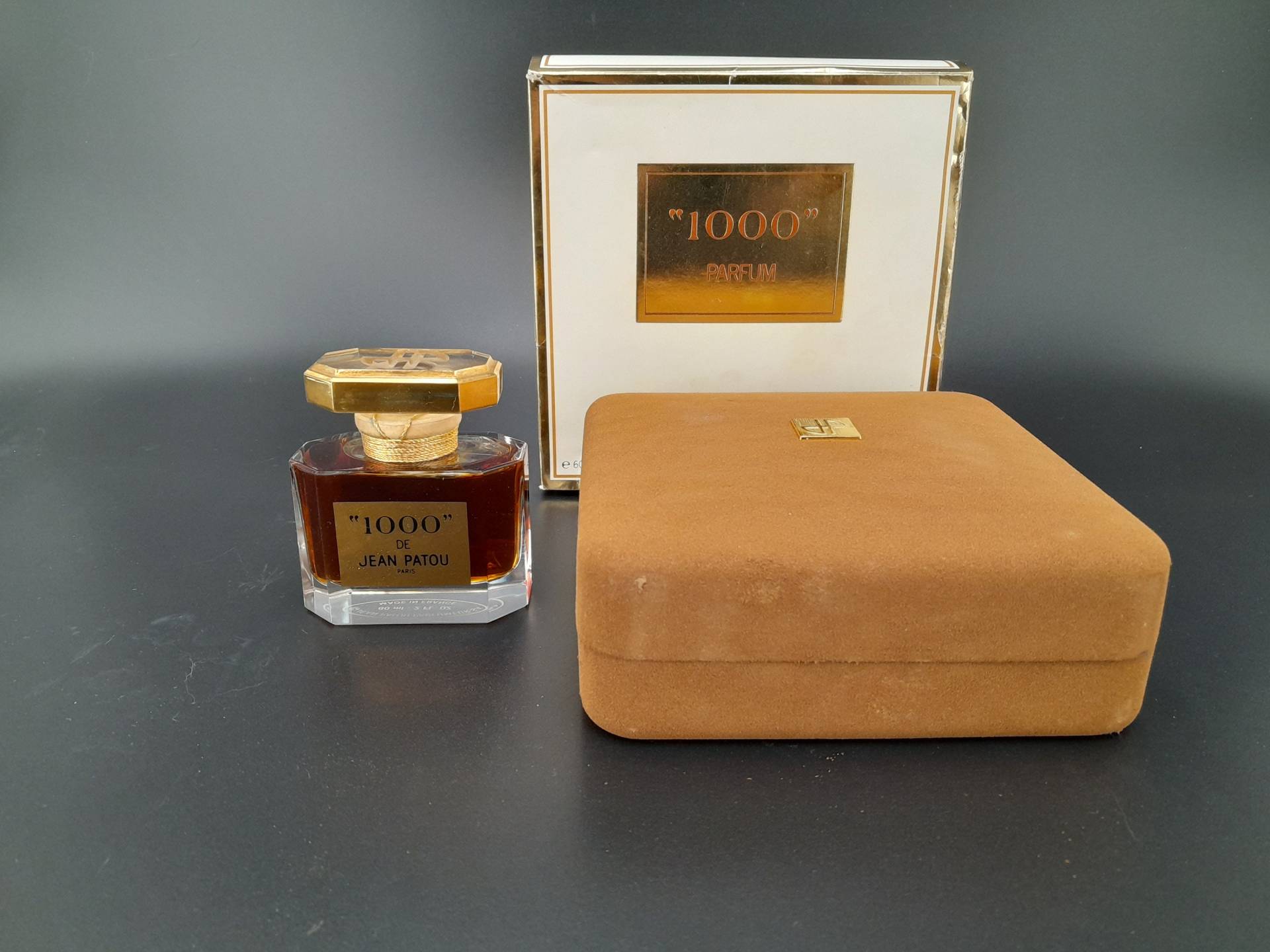 Jean Patou 1000 | 1987 - 60 Ml Extrait De Parfum Spritzer Limitierte Kristalledition Vintage-Sammlerflasche Aus Den 1980Er Jahren Jean Patou 1000 | 1987 - 60 Ml Extrait De Parfum Spritzer Limitierte Kristalledition Vintage-Sammlerflasche Aus Den 1980Er Jahren von ReginasPerfume