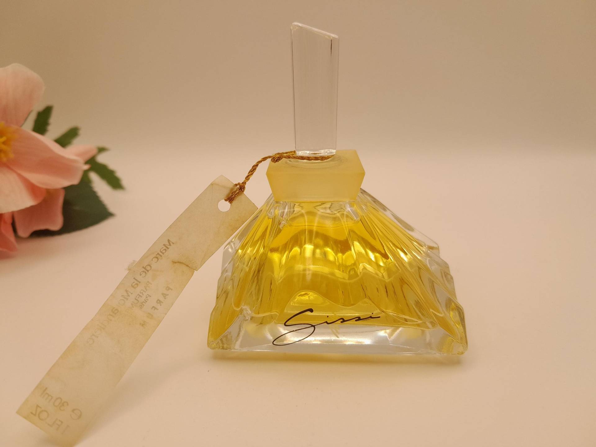 Marc De La Morandière Sissi | 1991 - 30Ml Extrait Parfum Splash Vintage-Flasche Aus Den 1990Er Jahren Damenparfum Marc De La Morandière Sissi | 1991 - 30Ml Extrait Parfum Splash Vintage-Flasche Aus Den 1990Er Jahren Damenparfum von ReginasPerfume