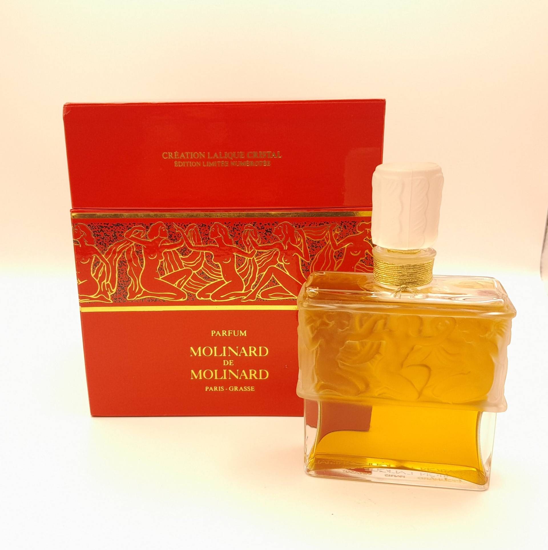 Molinard Von | 1979 - 60 Ml Parfümextrakt Lalique-Kristall Nummerierte Limitierte Auflage Vintage-Flasche Aus Den 1970Er Jahren Molinard Von | 1979 - 60 Ml Parfümextrakt Lalique-Kristall Nummerierte Limitierte Auflage Vintage-Flasche Aus Den 1970Er Jahren von ReginasPerfume