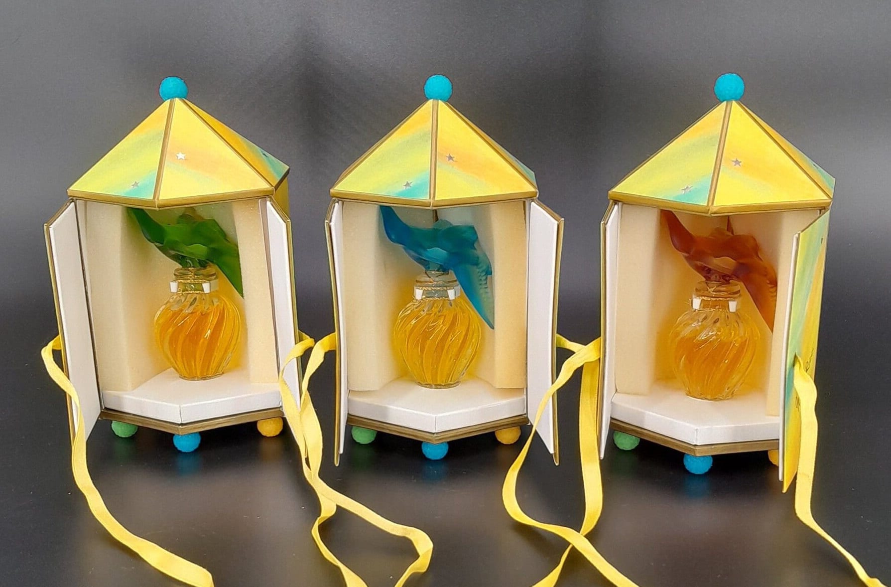 Nina Ricci L'air Du Temps | 1991 - Lot 3x 15 Ml Parfümextrakt Lalique-Kristall Limitierte Auflage Vintage-Sammlerflasche Nina Ricci L'air Du Temps | 1991 - Lot 3x 15 Ml Parfümextrakt Lalique-Kristall Limitierte Auflage Vintage-Sammlerflasche von ReginasPerfume