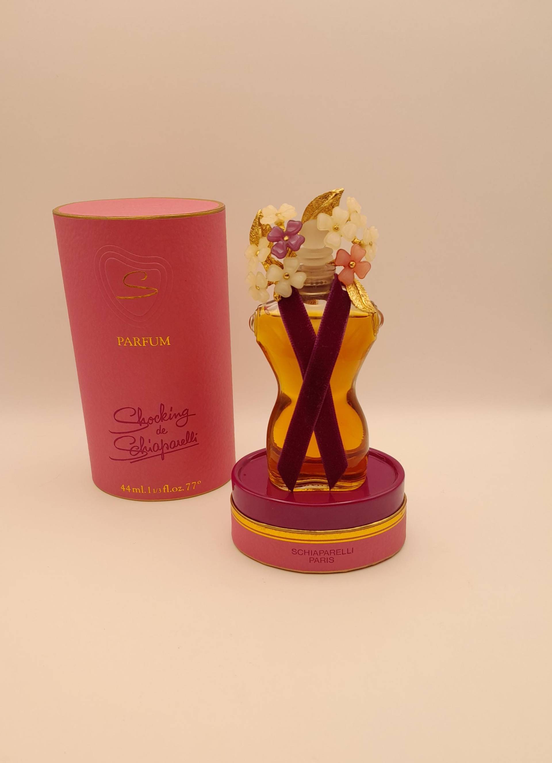 Schiaparelli Shocking | 1997 - 44 Ml Parfümextrakt Spritzer Mit Nadel Seltene Vintage-Sammlerflasche Aus Den 1990Er Jahren Schiaparelli Shocking | 1997 - 44 Ml Parfümextrakt Spritzer Mit Nadel Seltene Vintage-Sammlerflasche Aus Den 1990Er Jahren von ReginasPerfume