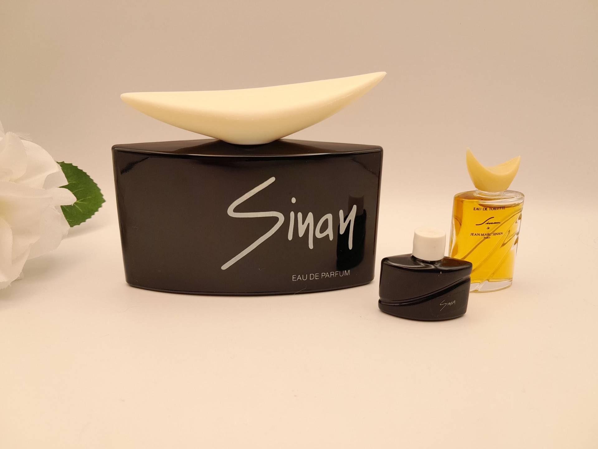 Sinan Von Jean Marc | 1984 - 50 Ml Eau De Parfum Splash Vintage-Flasche Aus Den 1980Er Jahren Damenparfüm Kostenlose Miniatur Sinan Von Jean Marc | 1984 - 50 Ml Eau De Parfum Splash Vintage-Flasche Aus Den 1980Er Jahren Damenparfüm Kostenlose Miniatur von ReginasPerfume