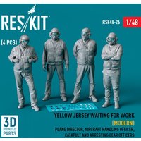 Yellow jersey waiting for work (Modern) Plane Director, Aircraft Handling Officer, Catapult and Arresting Gear Officers (4 pcs) (3D Printed) von ResKit Models