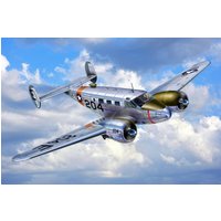Model Set - Beechcraft Model 18 Model Set - Beechcraft Model 18 von Revell
