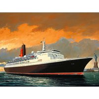 Queen Elisabeth 2 Queen Elisabeth 2 von Revell
